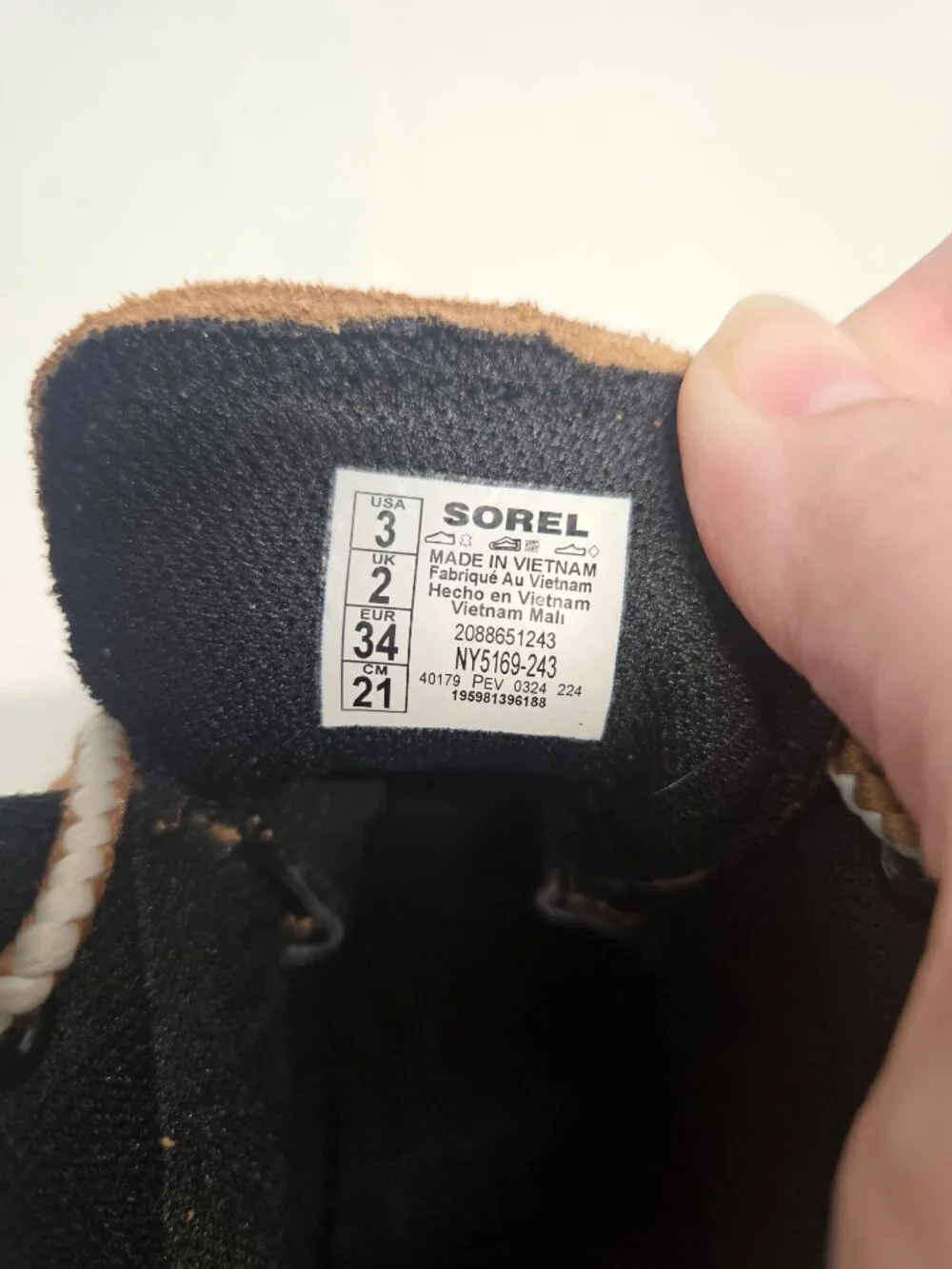 Sorel Kids Waterproof Duck Boot Size 3 Tan Suede Black Rubber Bungee Lace